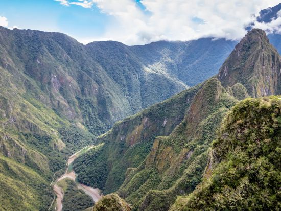 【ペルー周遊】世界遺産マチュピチュ+インカの聖なる谷+リマ+クスコを巡る6泊7日宿泊付きツアー＜英語ガイド／混載・出発日限定／リマ発クスコ着＞