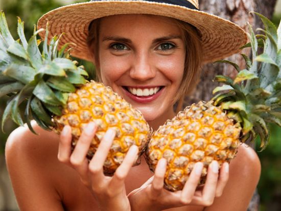 マウイ島 パイナップルファームツアー　試食やパイナップルプレゼントあり