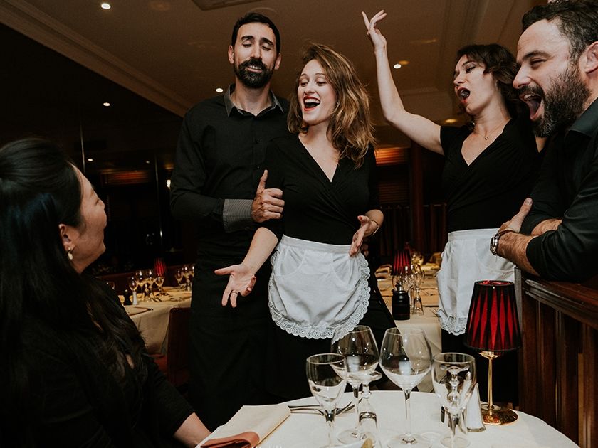 Amazon.co.jp: ロープバリア ベルベットロープ、レストラン美術館教会銀行裁判所用群衆制御スタンションロープ、メッキフック (Color :  Black, Size : 36in(91.4cm)) : 文房具・オフィス用品 シルバーフック付き2-6フィートのベルベットハンギングロープ、群衆コントロールロープバリア、映画館、教会、レストラン、ホテル用のベル