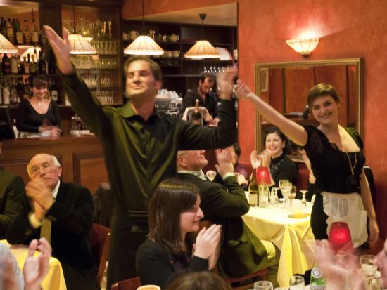 ベル・カント・パリ(Bel Canto Paris)　食事券＆事前予約サービス　本格オペラが楽しめるシアターレストラン＜レ・アル地区＞