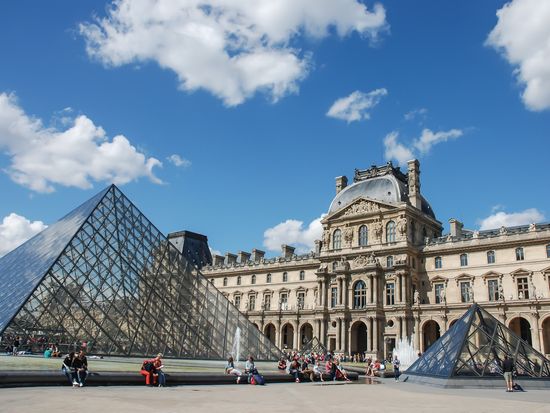 louvre museum skip the line