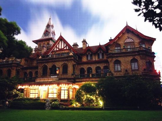 徒歩で巡る！レトロな雰囲気漂う旧フランス租界エリア☆ナイトツアー＜日本語ガイド／上海発＞