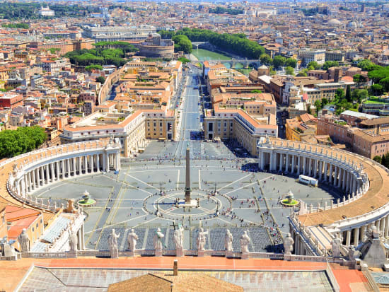 Italy_Rome_Vatican_Piazza_San_Pietro_487367158