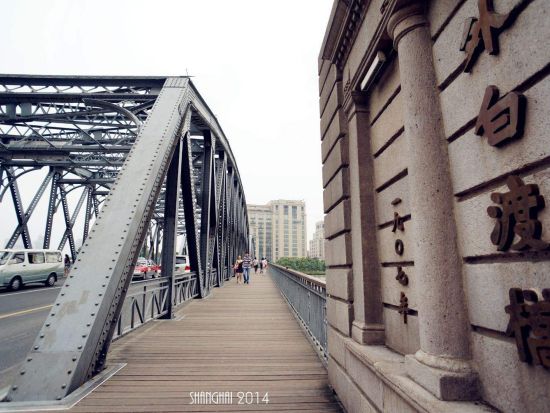 外灘徒歩観光☆歴史ある街並みを解説付きでじっくり巡る！半日観光ツアー＜日本語ガイド／上海発＞