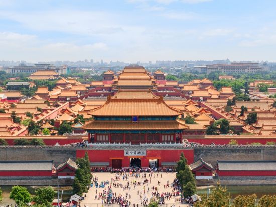 北京市内の見どころを凝縮！天安門広場＋故宮博物院＋景山公園＋胡同（フートン）＋天壇公園＋前門大街 杭州料理の昼食付＜専用車＋日本語ガイド／入場料込／北京発＞