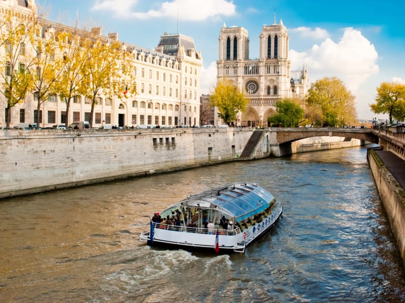 France_Paris_Seine_River_Notre_Dame_Cathedral