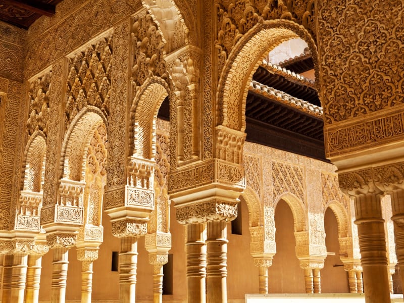 Spain_Granada_ Alhambra_Fountain of Lions_shutterstock_84949117