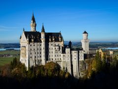 Germany_Bavaria_Neuschwanstein_Castle_shutterstock