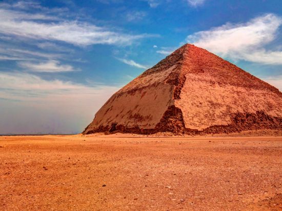 【貸切】主要ピラミッドを制覇！3大ピラミッド&スフィンクス＋メンフィス・サッカラ・ダハシュール 終日観光　＜終日／日本語or英語／送迎付／チップ込／カイロ発＞