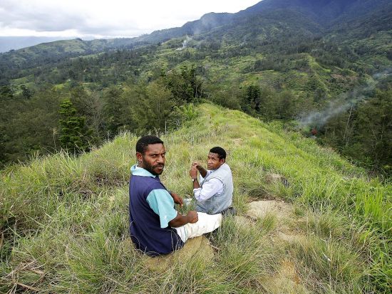 アカメク村　シンシン（民族舞踊）鑑賞　半日観光ツアー＜英語ガイド付き／ゴロカ発＞