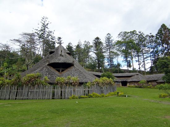 ゴロカ市内　半日観光ツアー＜英語ガイド付き／ゴロカ発＞