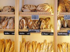 Paris_Bakery_Market_Bread_Food_Store_shutterstock_260268872