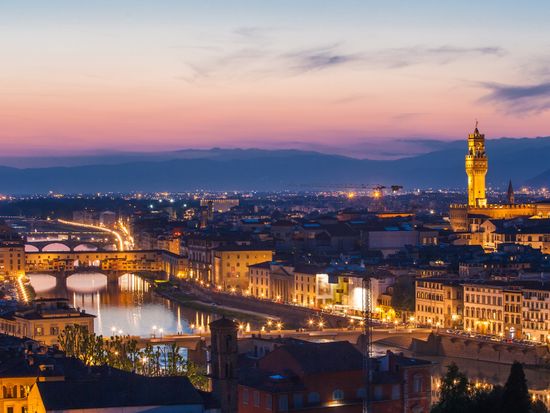 Italy_Florence_shutterstock_412120042