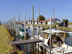 Larros Port