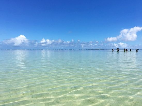 サンドバー　シュノーケリング貸切クルーズ　グループ旅行にぴったり！ゆったりとしたカタマラン船でアレンジ自由自在！＜10名まで／日本語クルー＞
