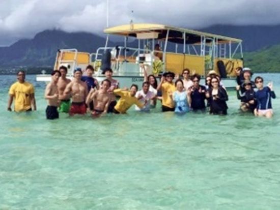 サンドバー　シュノーケリング貸切クルーズ　グループ旅行にぴったり！ゆったりとしたカタマラン船でアレンジ自由自在！＜10名まで／日本語クルー＞