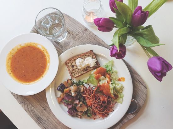 フィンランドのサスティナビリティツアー　リサイクルセンターと廃棄食材ランチからエコな暮らしを学べる！＜日本語ガイド／昼食付／ヘルシンキ発＞