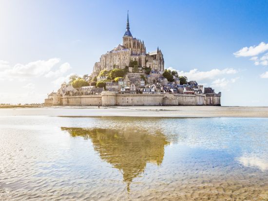 世界遺産モンサンミッシェル プライベートツアー　フランス政府公認日本語ガイドがご案内　修道院入場料込み ＜貸切／2時間／日本語ガイド／現地集合・解散＞