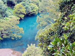 JenolanCave_BlueLake_shutterstock_187301072