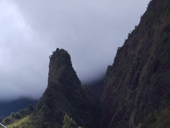カフルイ空港ホテル間 貸切送迎サービス　空港到着後そのまま観光も可！＜1-5名／日本語ドライバー＞