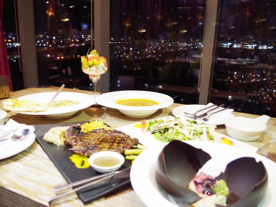 スケープ・スカイデッキ「Scape Skydeck」夜景が楽しめる絶景レストラン 食事券＆事前予約サービス 