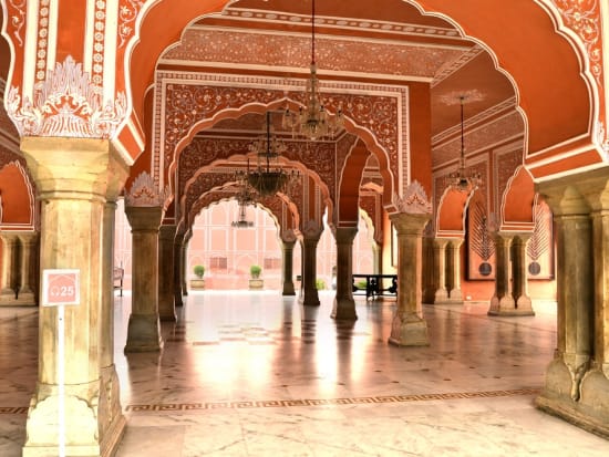 India_Jaipur_City Palace_shutterstock_313921502