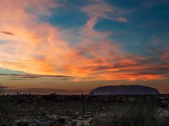 Ayersrock_Sunset_shutterstock_1114305548