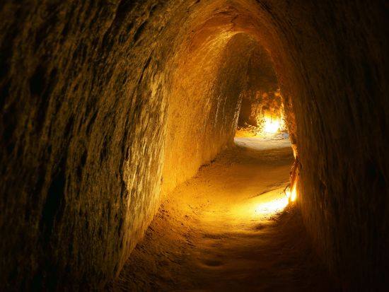 メコン川クルーズ＆クチトンネル観光ツアー　二大人気スポットを1日で巡る！ベテランガイド確約またはホタルクルーズプラン選択可＜象耳魚の昼食／日本語ガイド＞