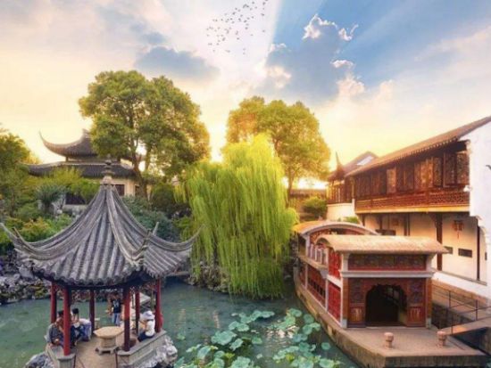 【貸切チャーター】上海発・蘇州1泊2日観光ツアー！京杭大運河+藕園+盤門+拙政園+北寺塔 ☆ミシュラン1つ星の夕食付の美食プラン ＜日本語ガイド／食事付＞