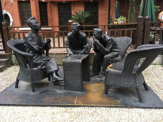 戦時の日本人居留地を散策する日帰りツアー！旧日本人居留地＋四川北路＋多倫路＋横浜橋＜日本語ガイド／上海発＞