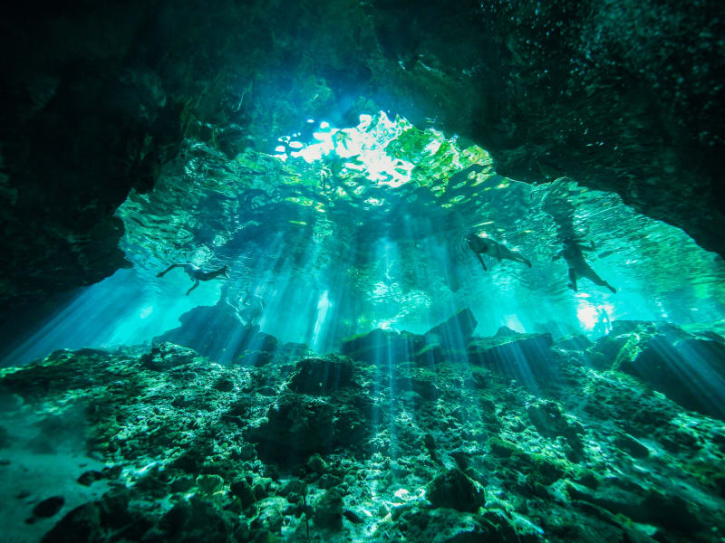 Mexico_Cenote_Underwater Cave