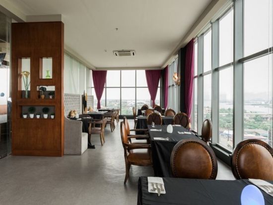 スケープ・スカイデッキ「Scape Skydeck」夜景が楽しめる絶景レストラン 食事券＆事前予約サービス 