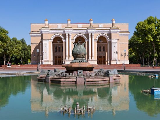 【プライベート】タシュケント終日市内観光ツアー ＜日本語ガイド／送迎付き＞ ※1名参加可能