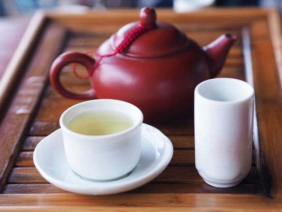 Taiwan_tea_shutterstock_1302606142