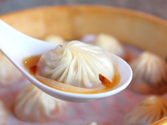 【貸切】台北文化めぐり市内観光ツアー　占い横丁＆大稻埕散策＆国立故宮博物院 ＜6時間／日本語ガイド＞