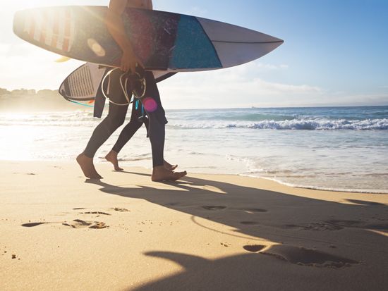 _bondi-beach_surfing_shutterstock_633108770