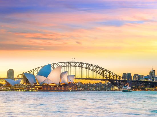 _opera house_shutterstock_662769640