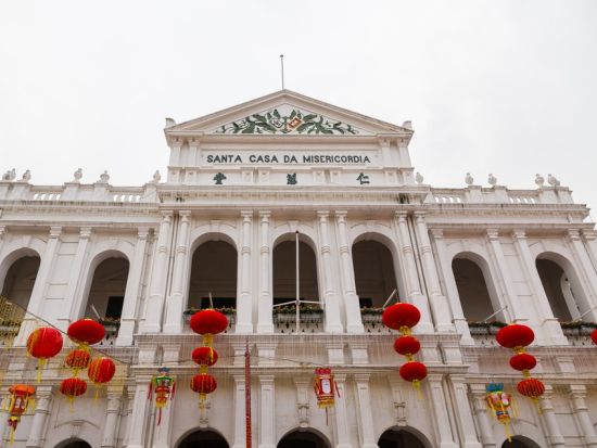 マカオ半日ウォーキングツアー　ラザロ広場＋聖ドミニコ教会＋仁慈堂＜午前／日本語ガイド＞