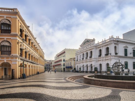 マカオ半日ウォーキングツアー　ラザロ広場＋聖ドミニコ教会＋仁慈堂＜午前／日本語ガイド＞