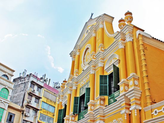 マカオ半日ウォーキングツアー　ラザロ広場＋聖ドミニコ教会＋仁慈堂＜午前／日本語ガイド＞