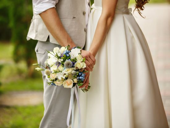 Generic_Wedding_bouquet_522806515