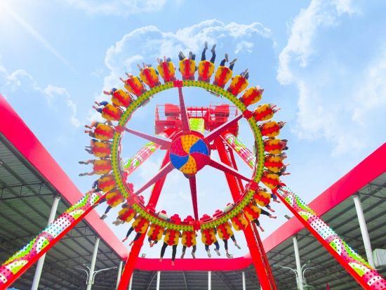 スイティエン公園とブーロン寺 半日観光ツアー＜昼食付／日本語ガイド＞