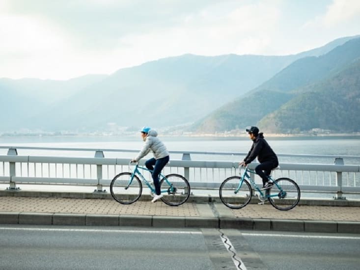 レンタサイクル 富士山 河口湖周辺 自由散策 最大9時間 電動自転車プランあり 山梨の観光 遊び 体験 レジャー専門予約サイト Veltra ベルトラ