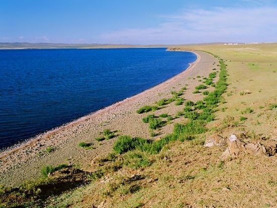 ジュルチンウギー湖