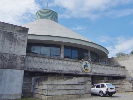 ガダルカナル島　1日観光ツアー＜英語ガイド／昼食付き＞