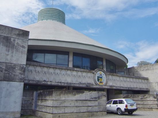 ガダルカナル島　ホニアラ市内　半日観光ツアー＜英語ガイド＞