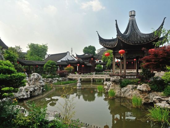 南翔小籠包の発祥地へ！南翔古鎮 日帰りツアー＜日本語ガイド／専用車／小籠包の昼食付＞