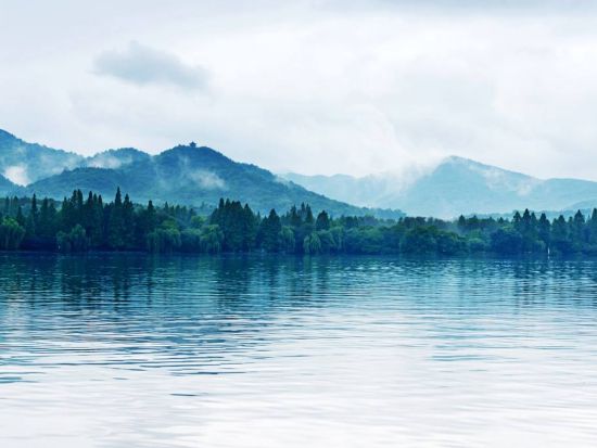 【プライベートツアー】杭州・烏鎮1泊2日ツアー＜日本語ガイド／専用車付き＞