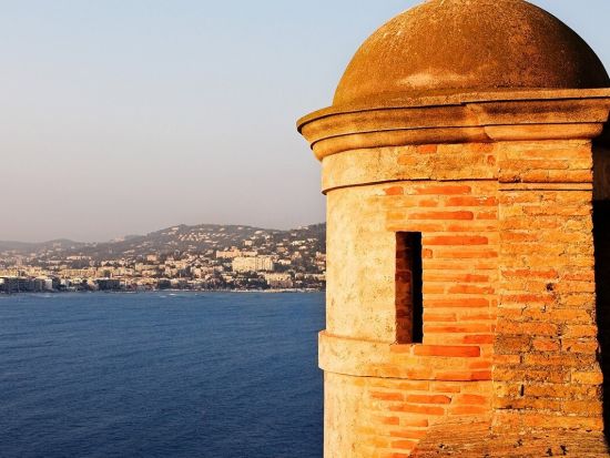 サント・マルグリット島　フェリー往復チケット＜カンヌ発＞