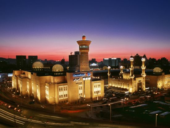 遊牧生活を訪ねる！南山牧場＋ウルムチ市内 1日ツアー＜専用車＋日本語ガイド／昼食付／ウルムチ発＞